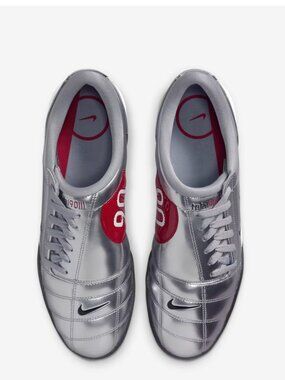 Total 90 Metallic Silver and Black
